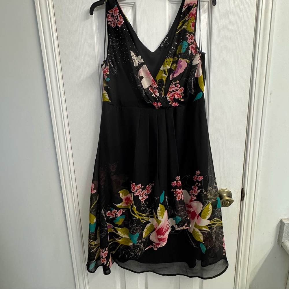 Jessica Vintage Women's Sleeveless Black and Floral Midi Dress  - Size 12 - NWOT